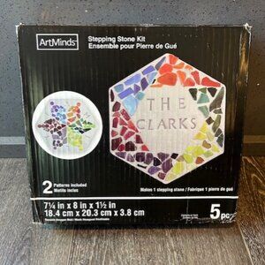 Art Minds Stepping Stone Kit 7.25" x 8" ~ 5 pc. 2 Patterns Hexagon~New in Box